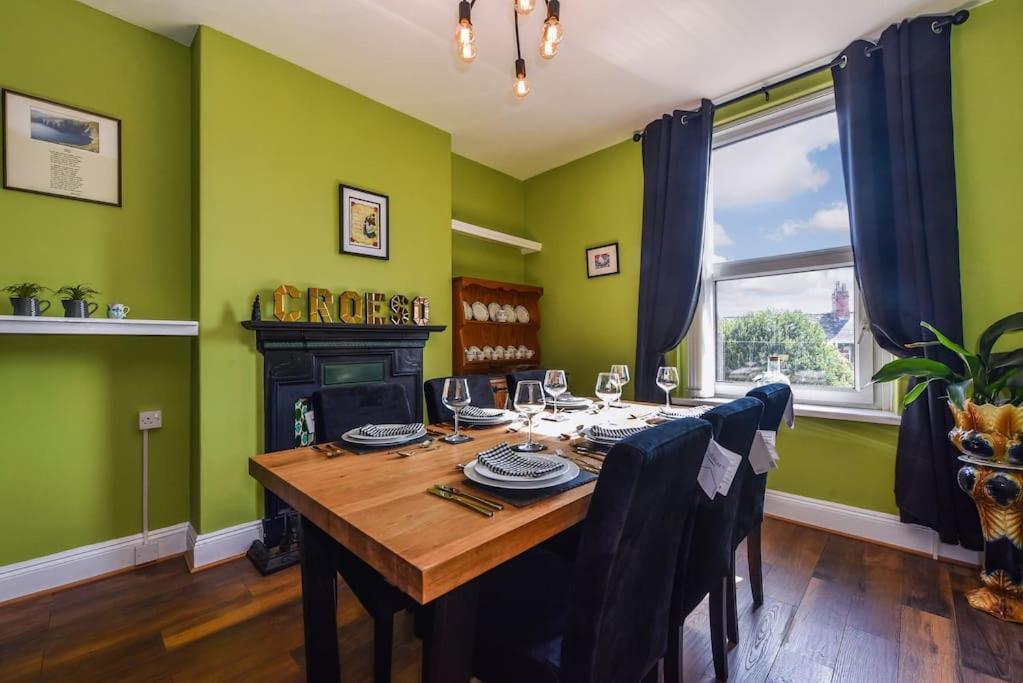 Traditional 3-Bed Property In Pontcanna With Parking Кардифф Экстерьер фото