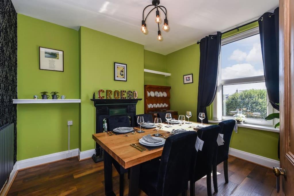 Traditional 3-Bed Property In Pontcanna With Parking Кардифф Экстерьер фото